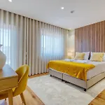 Orange Ramada