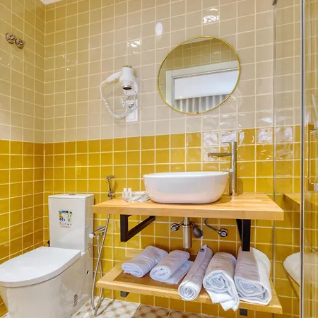 Orange 3* Ramada