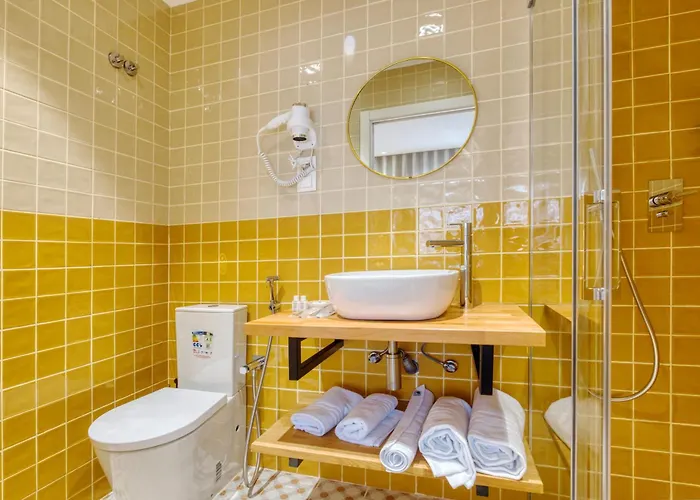 Orange 3* Ramada
